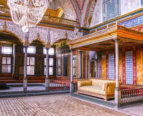 Beautifully decorated vintage audience hall in the Topkapi Palace in Istanbul