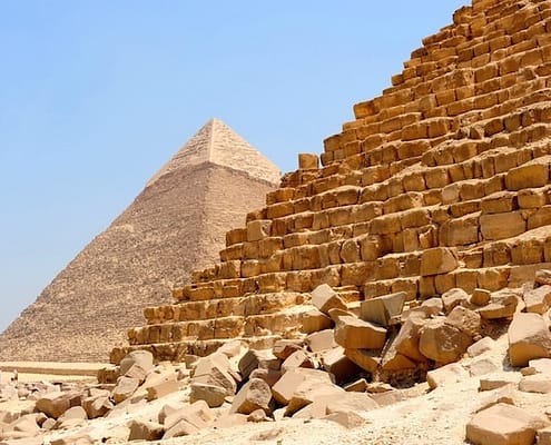 Luxury Nile cruise packages start in Cairo by visiting the Giza Pyramids