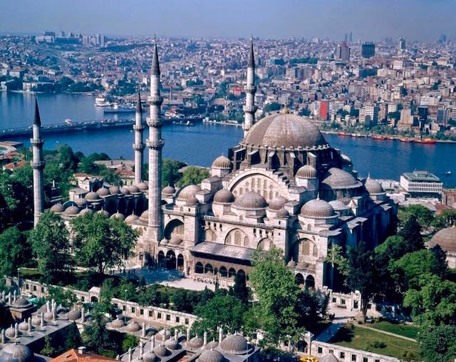 Turkey Tourist Attractions - Blue Mosque in Istanbul