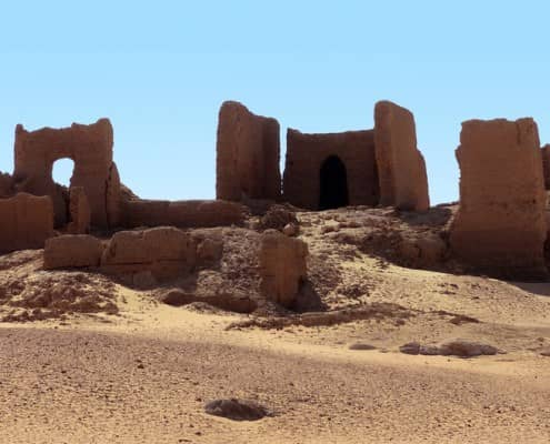Ruins the mud-brick Temple of Qasr Dush