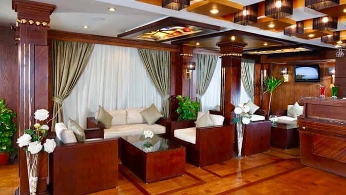 Merit Dahabiya Nile Cruise - Lounge Bar