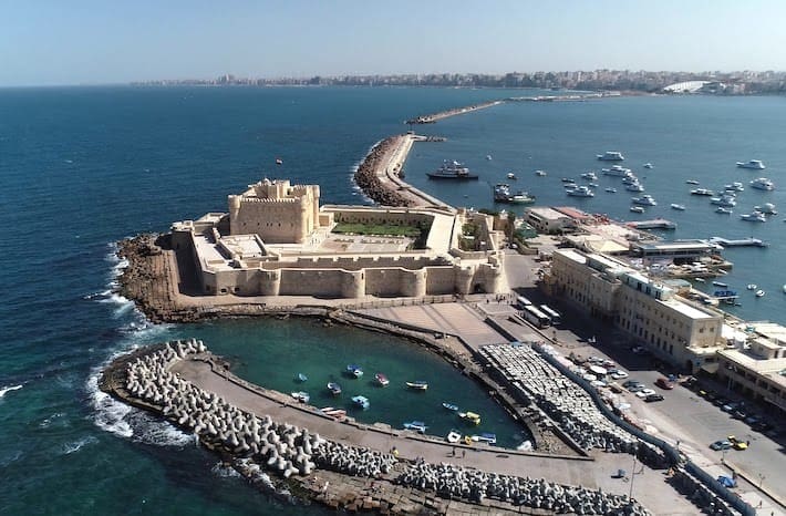 What to Visit in Alexandria Egypt? Visit the Qaitbay Citadel!