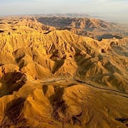 Valley of the Queens - Photo by Zureks