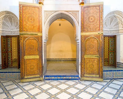 Decorated doorway into one of the halls of Bahia Palace