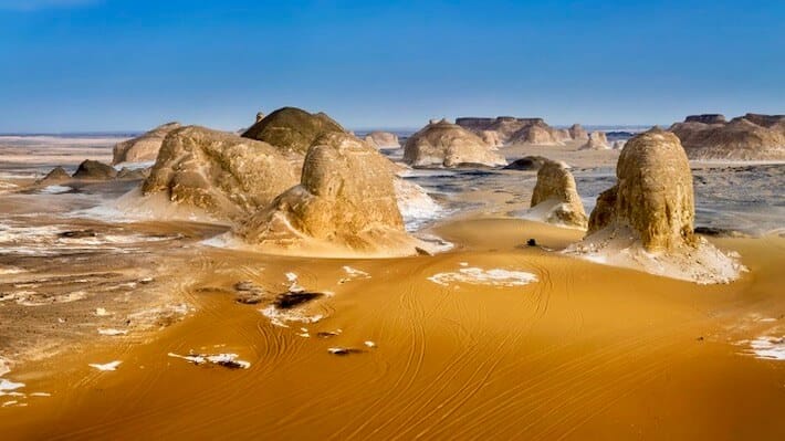 White Desert Tour