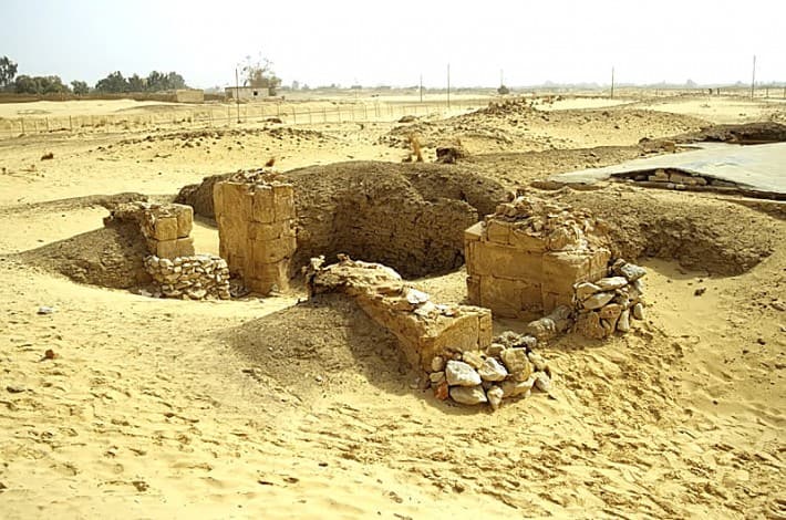 Ruins at the Temple of Ain El Muftella