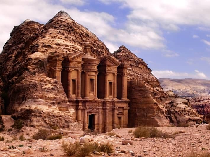 Rose City Of Petra → Amazing Rock Carved City