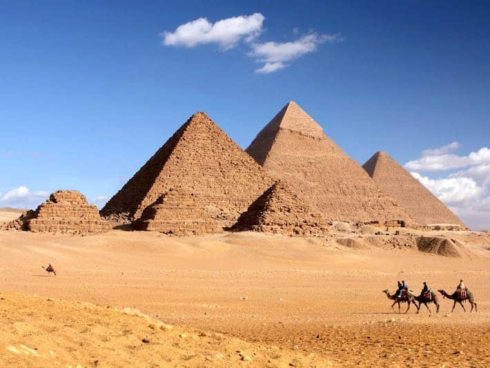 is egypt worth visiting, Pyramids egypt