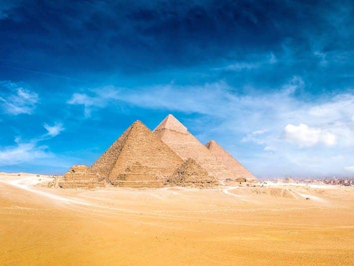 holidays to egypt pyramids