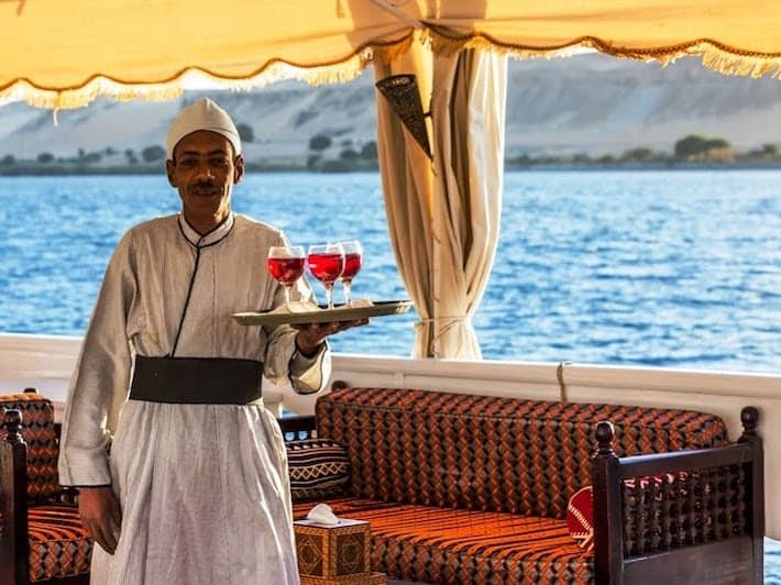 How Much to Tip on a Nile Cruise?