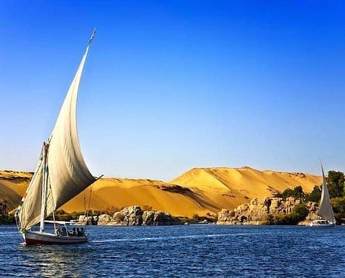 Amazing holiday sceneries - the Nile River at Aswan
