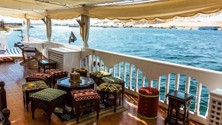 Amoura Dahabiya Nile Cruise - Lounge Bar 2