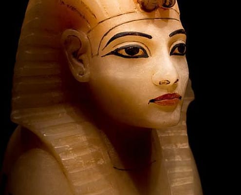 Lid for a canopic container in the shape of Tutankhamun's head