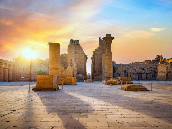 tour guide Karnak temple