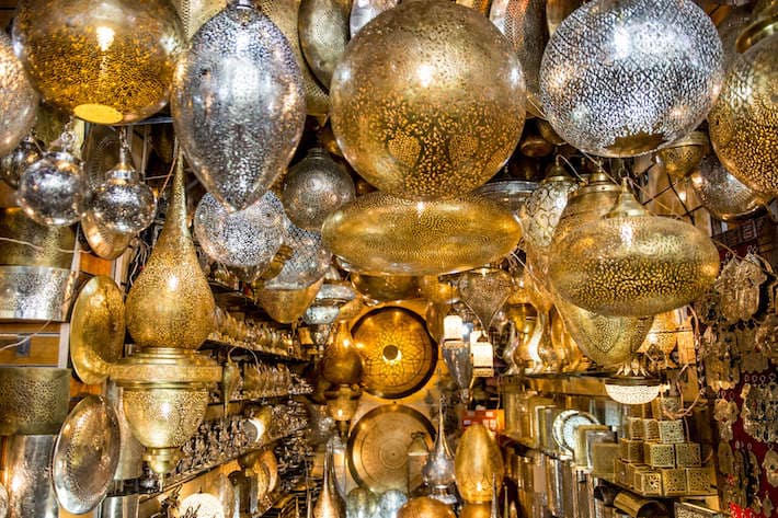 Lamp shop bazaar at Place Des Ferblantiers