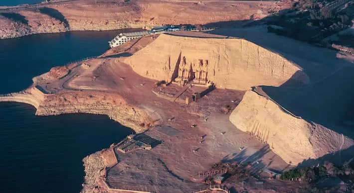 Visitar los Templos Excavados en la Roca de Abu Simbel
